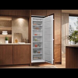electrolux-congelador-vertical-integrable-eun7ne18s-nofrost-212l-clase-e